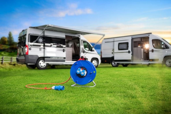 Brennenstuhl Garant Serisi IP44 CEE 2 Girişli Kamp ve Karavan Makarası 25 Metre - 3