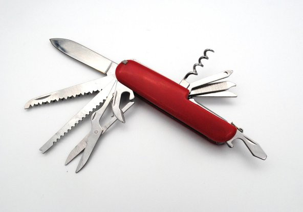 Valkyrie 11 Fonksiyonlu İsviçre Outdoor Kamp Cep Çakısı - 4