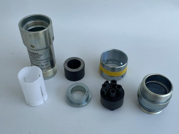 Becker Mining PCF1000-1010F Patlamaya Dayanıklı Dişi Konnektör 1250V 115A - Resim 7