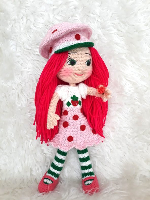Çilek Kız Amigurumi Organik Oyuncak - 1