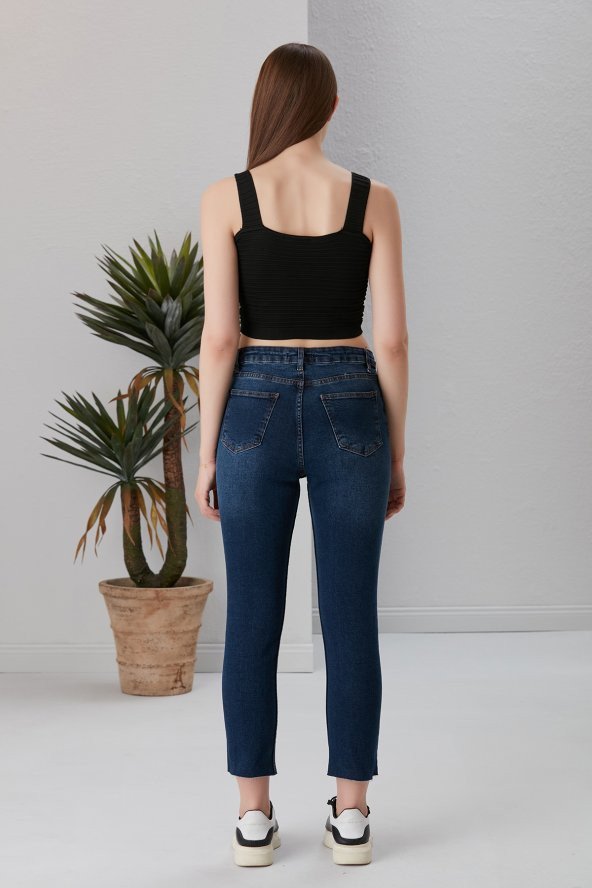 Kesik Paça Mom Jean - 8