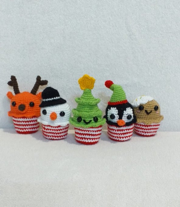 Sevimli Kafalar Yeni yıl Süsü Amigurumi Organik Oyuncak - 1