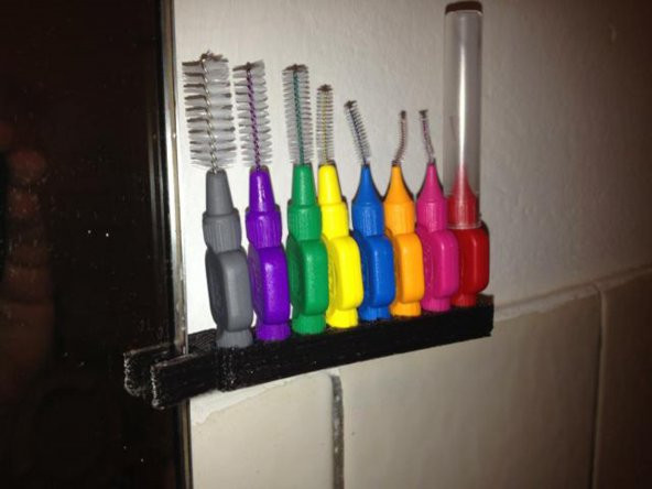 İnterdental Diş Fırçası Tutucu Plastik Aparat