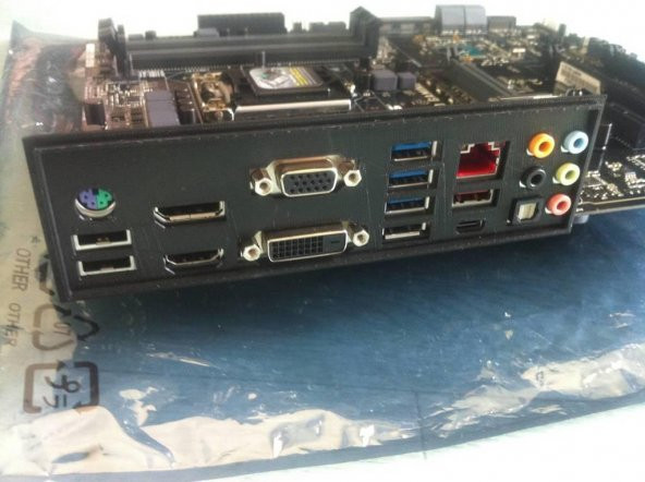 I / O Kalkanı Asus Z170 Pro Gaming Plastik Aparat
