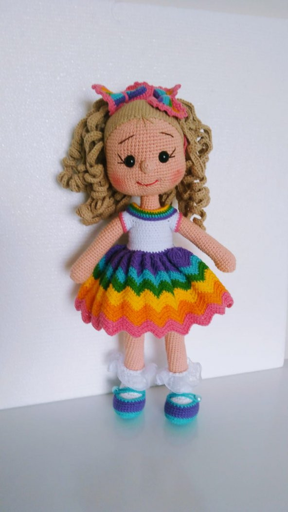 Kıvırcık Saçlı Karnaval Bebek Amigurumi Organik Oyuncak - 3