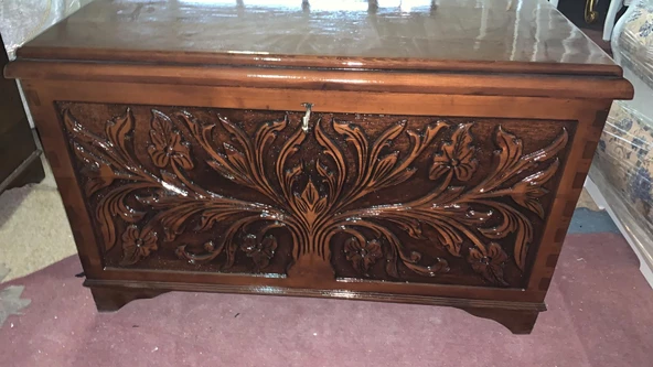 Çeyiz SANDIK 18040 Ahşap Kayın El Oyma Model Kilitli Parlak ceviz natüre El Yapım