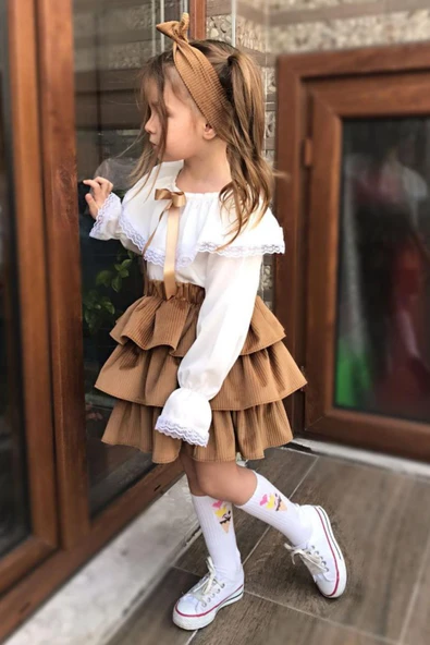 Kız Çocuk Üstü Volanlı Dantel İşlemeli Fırfırlı Taba Etekli Takım - Resim 8