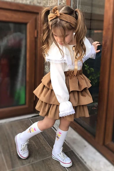 Kız Çocuk Üstü Volanlı Dantel İşlemeli Fırfırlı Taba Etekli Takım - Resim 6