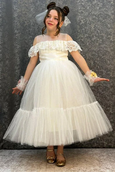 Kız Çocuk Yakası Transparan Omzu Açık Göğsü ve Kolları Güpür İşlemeli Beyaz Abiye - Resim 6