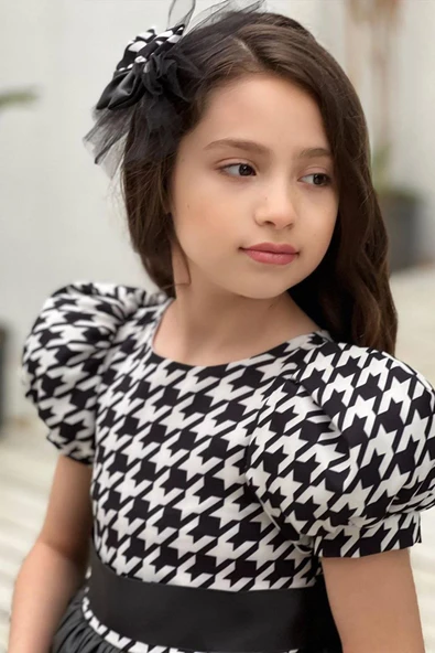 Kız Çocuk Balon Kollu Kazayağı Desenli Deri Etekli Tül Detaylı Siyah Elbise 2-12 Yaş - Resim 3