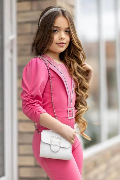 Kız Çocuk Yakası Taş İşlemeli Yarım Kollu Kuşak Detaylı Çantalı Pembe Tulum 3-12 Yaş - Resim 4