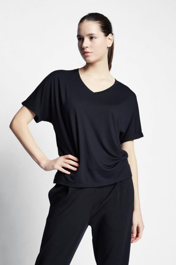 Lescon Lüx Plain Comfort Fit 22BTBS002104633 Kadın T-Shirt