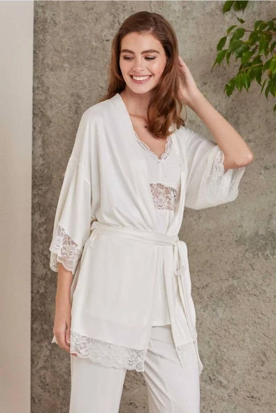 Pierre Cardin Dantelli Sabahlıklı Penye Pijama Takımı Ekru ürün görseli