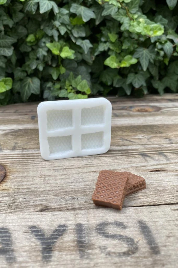 Gofret Yarım Dörtlü Mum Kalıbı ( Silikon ) 1 Adet - Resim 2