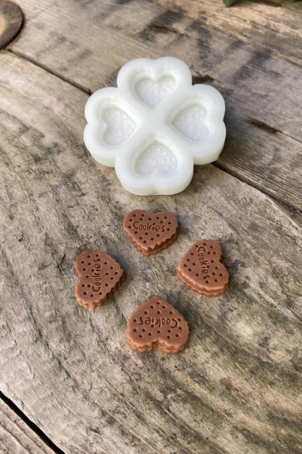 Kalp Bisküvi Dörtlü Mum Kalıbı (Silikon) (1 Adet) ürün görseli