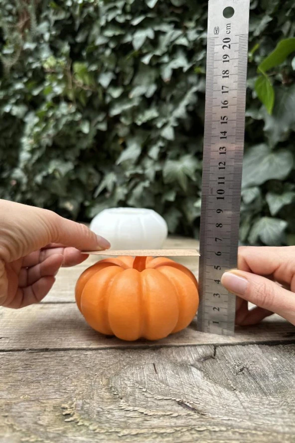 Munchkin Büyük Boy Mum Kalıbı (Silikon) (1 Adet) - Resim 5