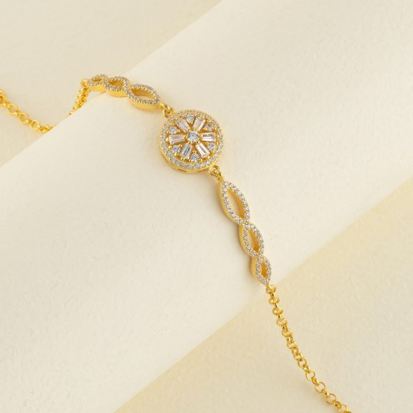 Gümüş Pazarım Yuvarlak Kesim Baget Taşlı Altın Kaplama Gümüş Bileklik