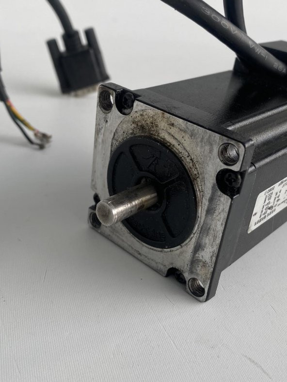 Leadshine 57CME23-Z Nema37 Step Motor 2.El - Resim 7