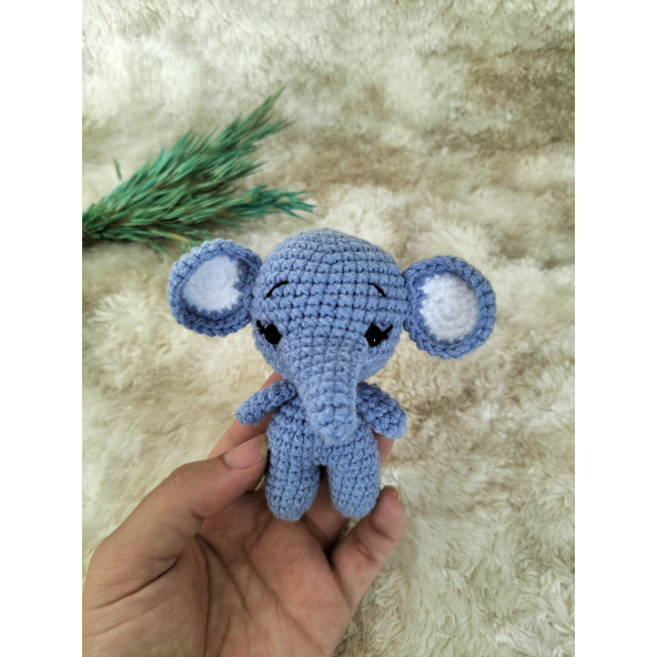 Amigurumi minik Fil Anahtarlık Aksesuar Hediyelik Oyuncak Hayvan