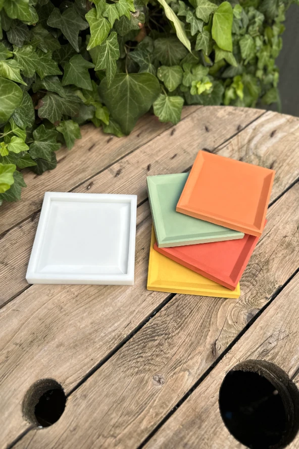 Kare Şekilli Tepsi Kalıbı (110mm x 110mm x 10mm) (Silikon) ( 1 Adet ) - Resim 2