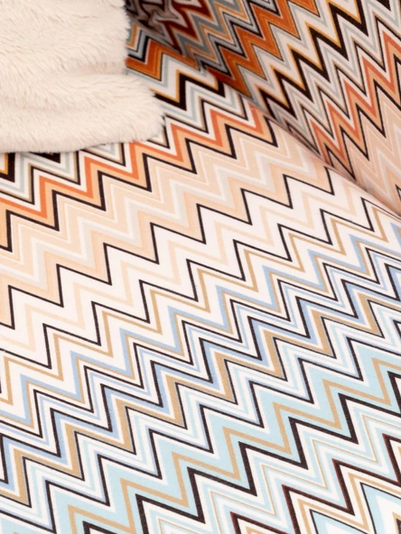 SoftMicro Missoni Zikzak Desenli 180x300 cm Koltuk Örtüsü Şalı, Kanepe Örtüsü, Tv Battaniyesi Çok Renkli - Resim 5