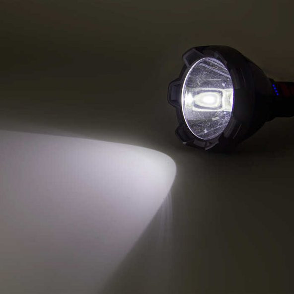 Panther 800 Lümen LED El Feneri USB Şarjlı PT-6104 - 4
