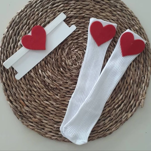 MARS BABY Kız Bebek Kırmızı Kalp Figürlü Bandana ve Beyaz Çorap Set