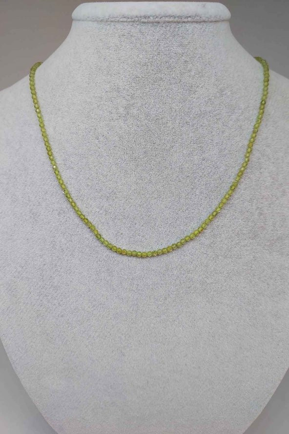 Peridot (Zebercet) Taşı 2mm 1000 Ayar Gümüş İpli Kolye (Klipsli) ürün görseli