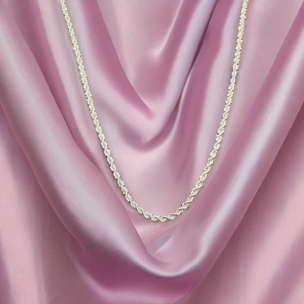 Gümüşün Büyüleyici Burgusu: Parlak Gümüş Renginde 60 cm 1. Sınıf Çelik Kadın Kolyesi-Zamansız Şıklık - Resim 2