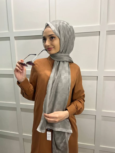 Piramit Dama Desenli Monogram Şal 00876 DUMAN - 3