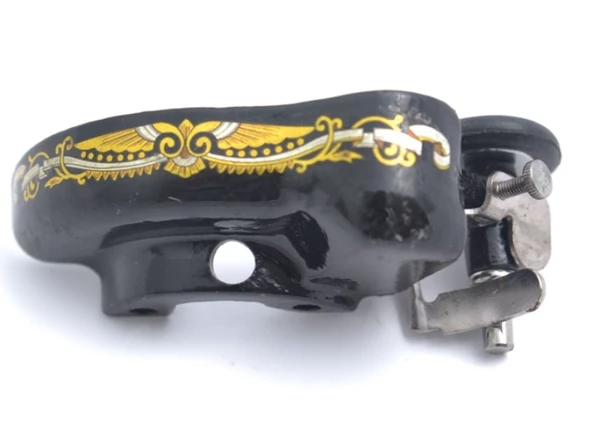 BDR Ev Tipi Aile Dikiş Makinesi Eski Model Kara Kafa Masuralık / ürün görseli