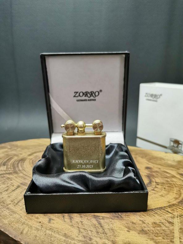 Kişiye Özel Gold Renk Benzinli Pirinç Gövde Çakmak