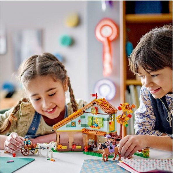 Friends Autumnun At Ahırı 41745 - 7 Yaş Ve Üzeri Çocuklar Için 2 Mini Bebek Ve 2 At Içe - 8