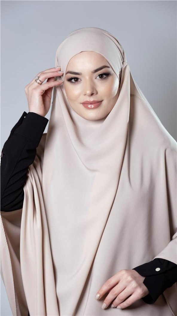 Bej Pratik Hazır Geçmeli Tesettür Eşarp Medine İpeği Bağcıklı Sufle Hijab 2301_12 - 3