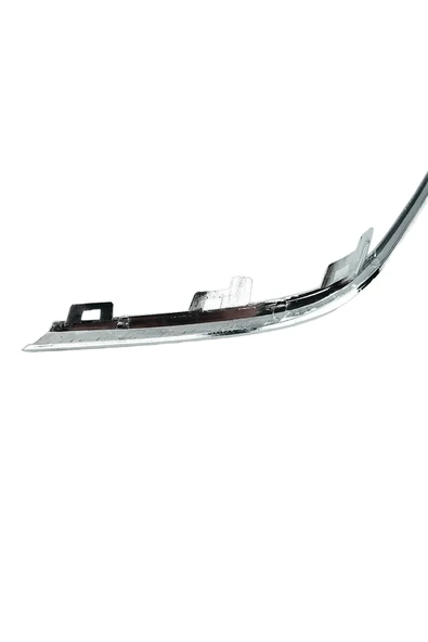 KR-710 / RENAULT MEGANE 4  SİS FAR ÇERÇEVESİ ÇITASI KROM SAĞ ( SEDAN MODEL ) - Resim 3
