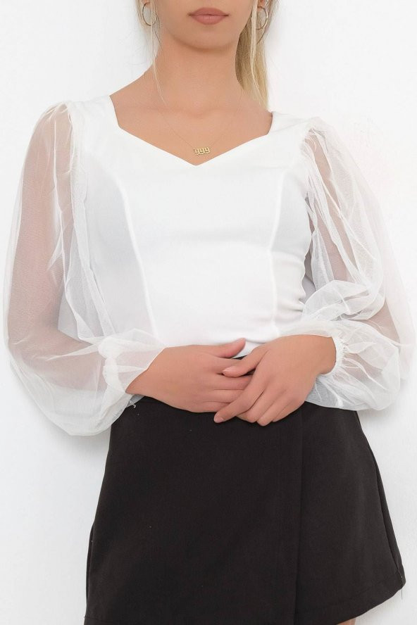 Kolları Tül Detaylı Bluz Beyaz - 3646.631.