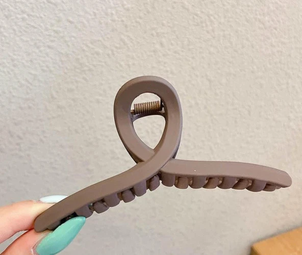 Mandal Toka İthal Ürün Fiyonk Büyük Boy 13 cm Mat Vizon Saç Tokası - 3