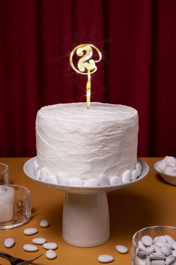 Gold 2 Yaş Yazılı Ayna Pleksi Pasta Üstü & Doğum Günü Partisi & Pleksi Pasta Süsü
