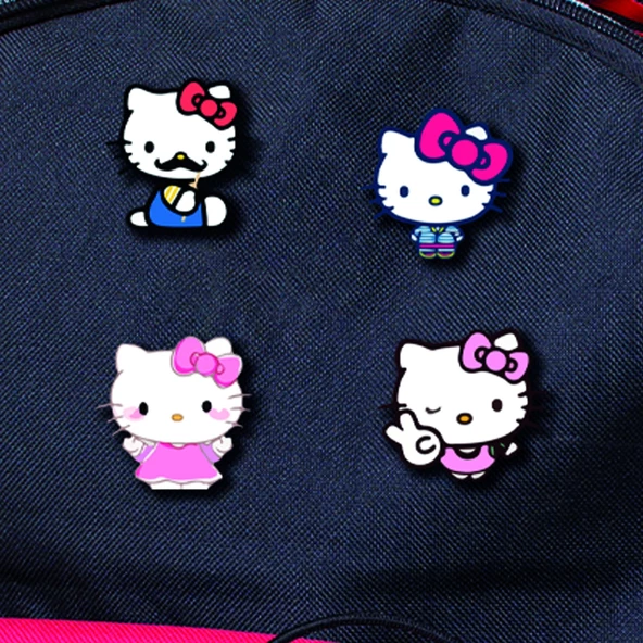 4 Adet Hello Kitty Ahşap Rozet Seti