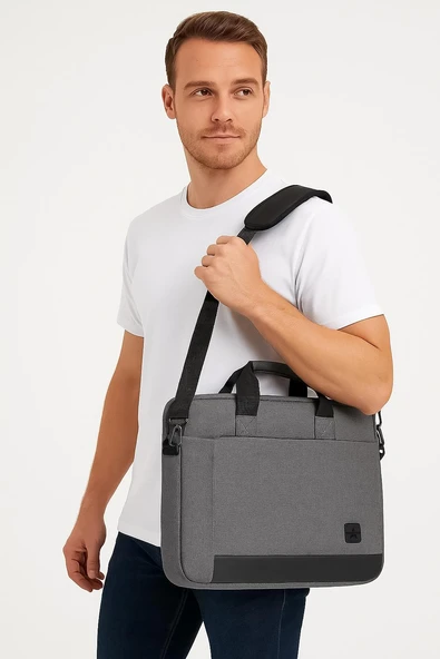 GBMOTİON Gri Laptop Çantası 17.3 inç ürün görseli
