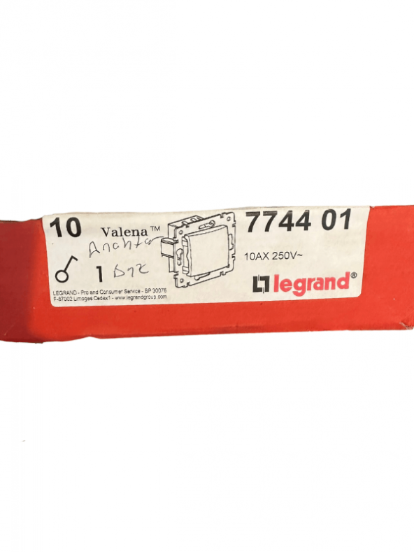 Legrand Valena 774401 Anahtar Beyaz (Çerçeve Dahil) - 4