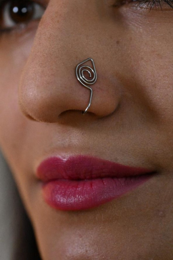 GÜMÜŞ SIKIŞTIRMA FAKE YAPRAK DESENLİ BURUN KISTIRMA HIZMA PİERCİNG-HIZMA19 - 5