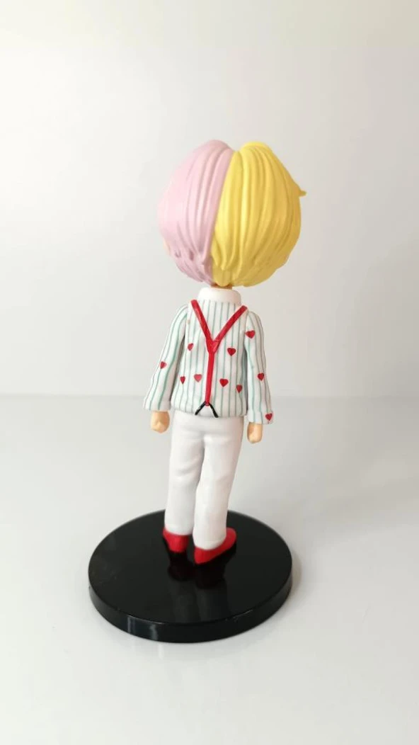 Bts Bangtan Boys 15cm Karakter Figür Oyuncak Biblo 15085 - Resim 3