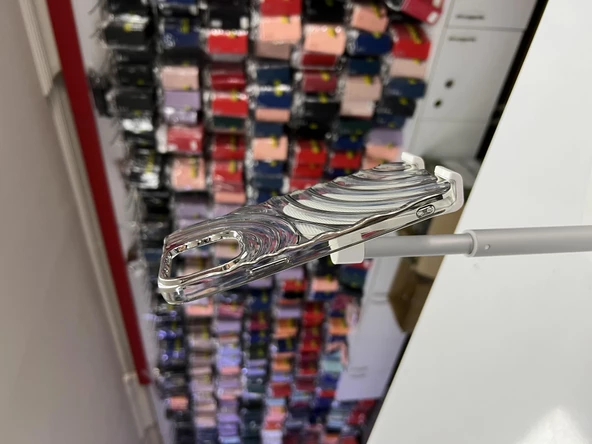 İphone 14 Pro Max Ripples Parlak Darbelere Dayanıklı Silikon Kılıf Siyah - Resim 8