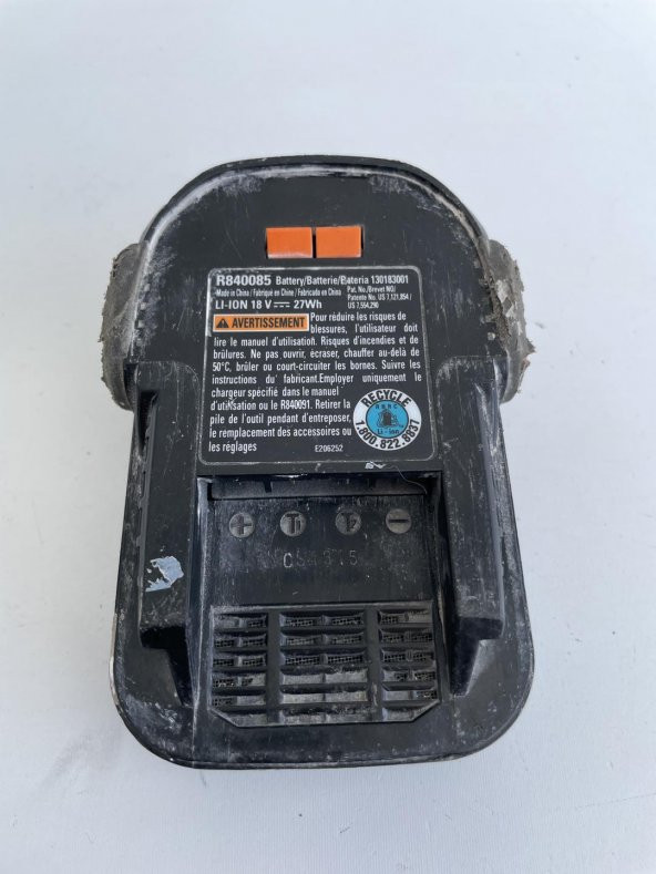 Ridgid 18.0V 1.5Ah Li-ion Akü R840085 2.El - 7