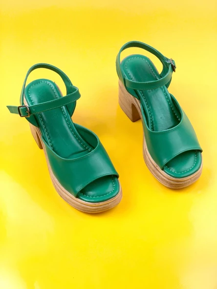 Basskan Kence Yeşil Tek Bant Topuklu Ortopedik Taban Sandalet - Resim 2