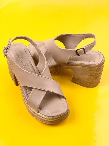 Basskan Sence Nut Ortopedik Taban Yüksek Topuk Platform Sandalet - Resim 2