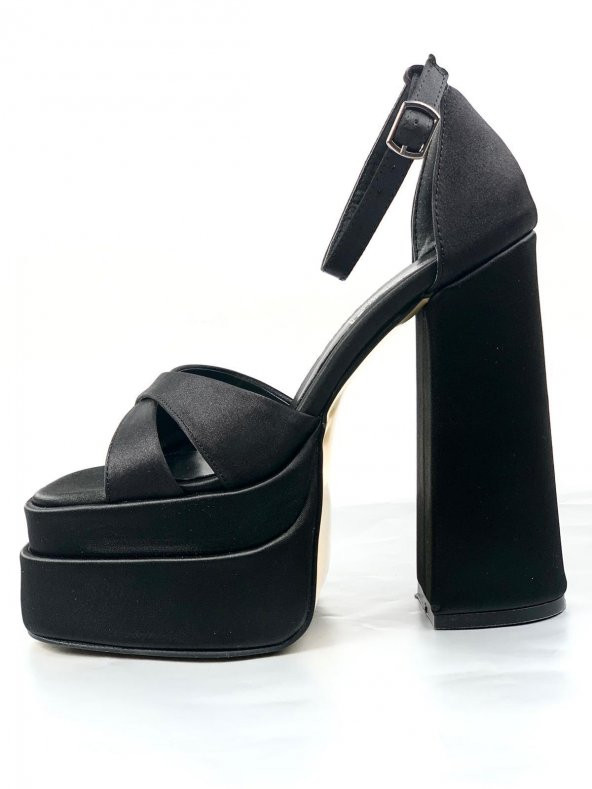 Basskan Renc Siyah Saten Yüksek Çift Platform Topuklu Sandalet