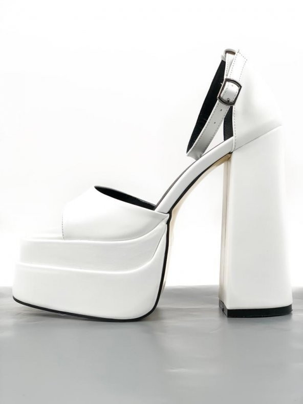 Basskan Zoon Beyaz Cilt Yüksek Çift Platform Önü Açık Sandalet Ayakkabı