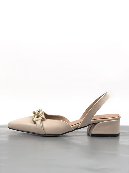 Basskan Bere Bej Tokalı Sivri Burun Sandalet Terlik Alçak Topuk - Resim 2